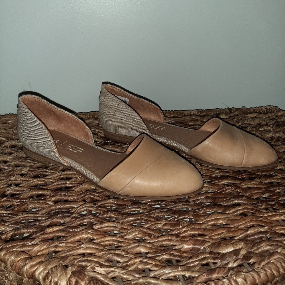 Toms - Neutral Slip On, Closed toe shoe - Picture 4 of 4